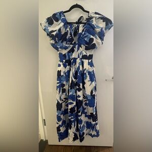 Chic Blue and White Floral Dress